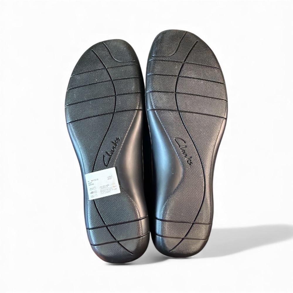 Clarks Blue Croc-Embossed Loafers - Picture 4 of 5